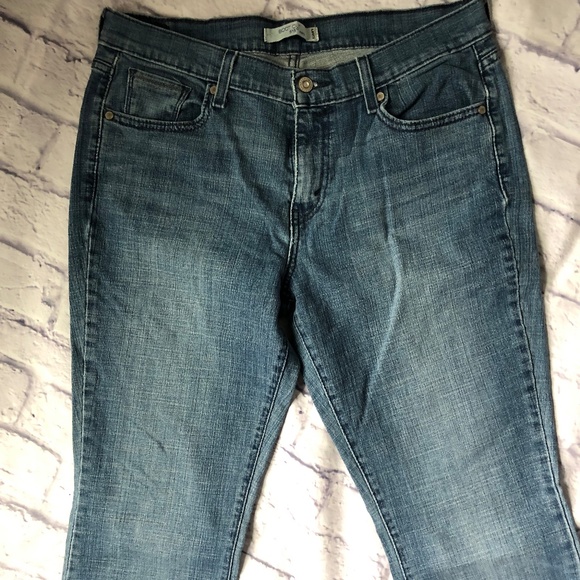 Levi’s Boot Cut 515 Denim Jeans - Picture 2 of 6